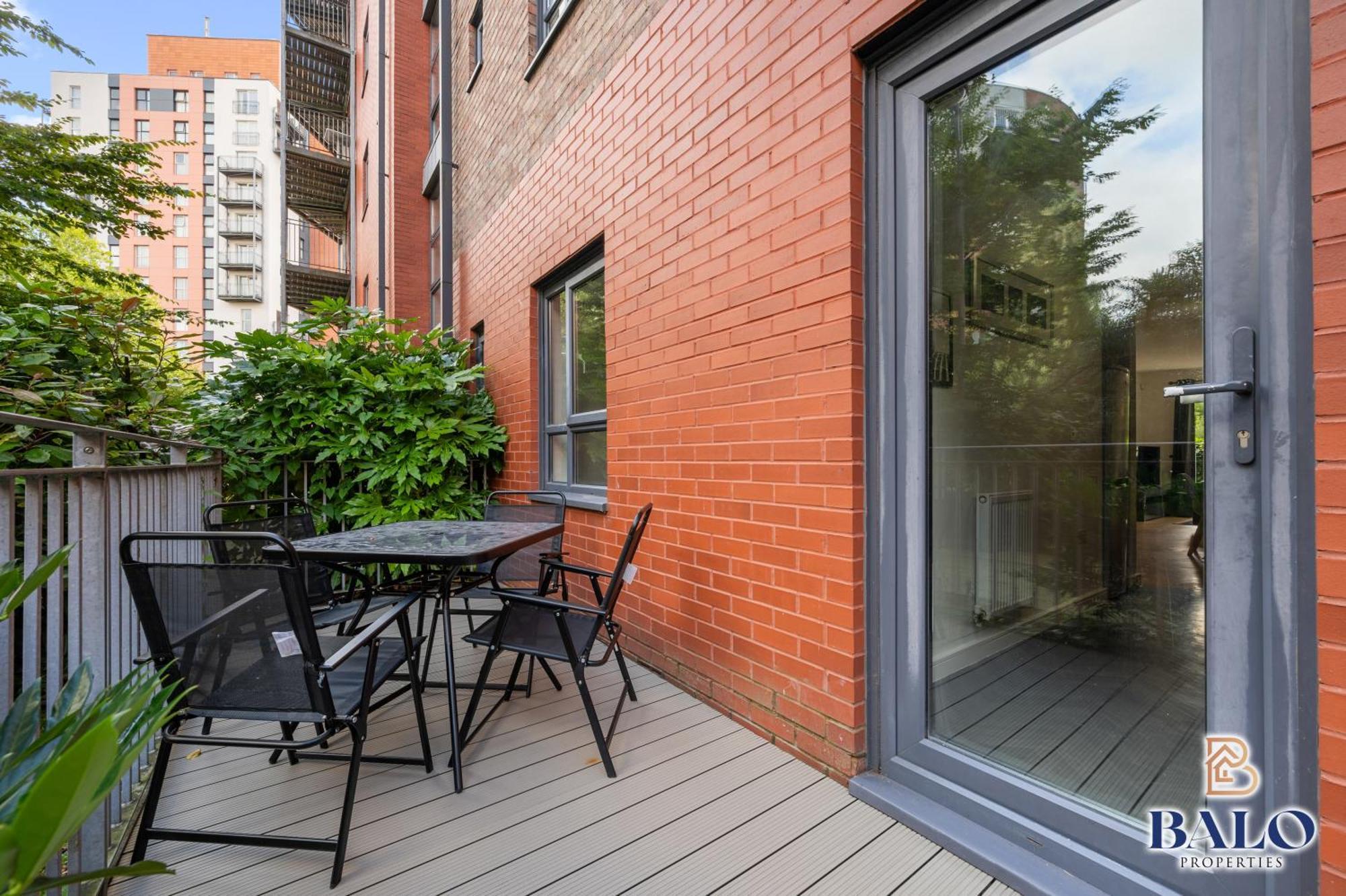 מנצ'סטר Modern Spacious 2Bedroom Apartment Great! Location By Etihad Mancity Stadium& Coop Live Arena מראה חיצוני תמונה